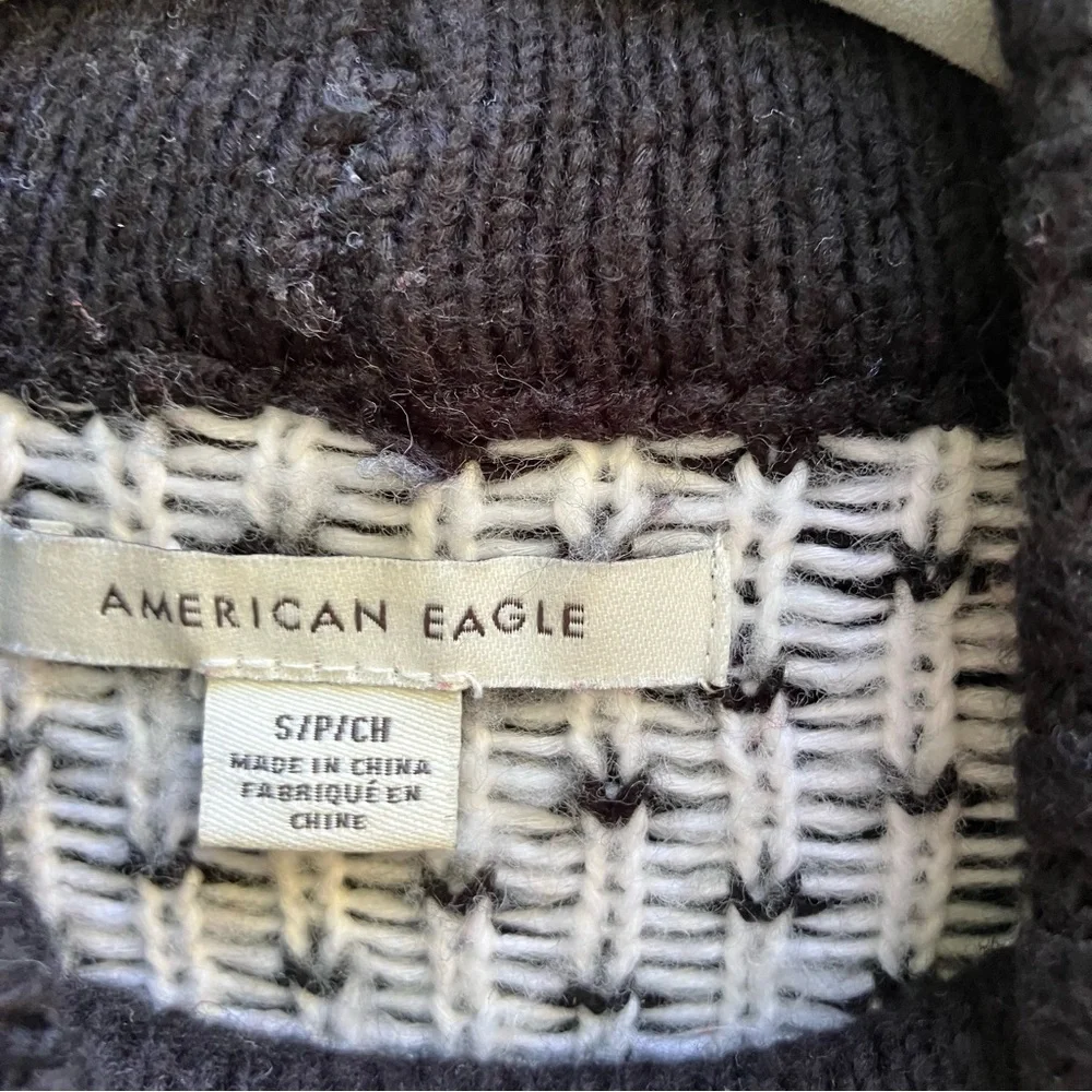 American Eagle Fair Isle sweater small multicolor